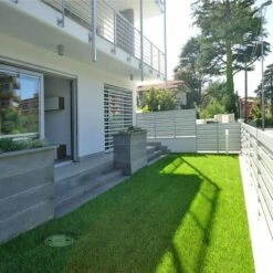 First Plast Pzcrp17 V-y Tonneau De Jardin Avec Couvercle Pedonabile, Vert, 170 mm